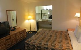 Travelodge By Wyndham Banning Casino And Outlet Mall